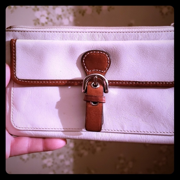 Coach wristlet - Picture 1 of 2